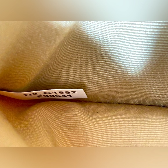 Coach EUC Sparkle Rose Gold Star Zip Wristlet HOLIDAY ADDITION SPECIAL OCCASION - Picture 6 of 7